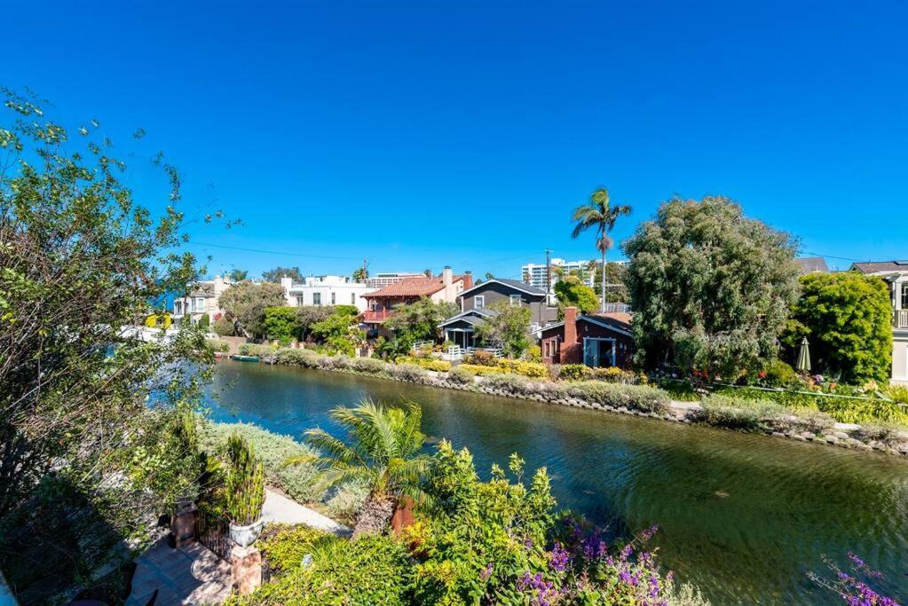 House On The Canal In Venice Los Angeles Exterior foto